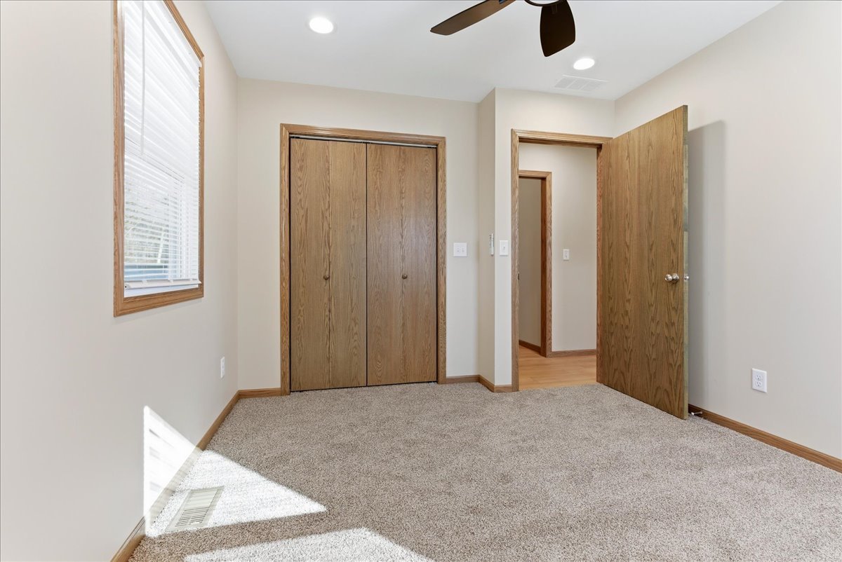 313 E Martin Street, Forrest, IL 61741