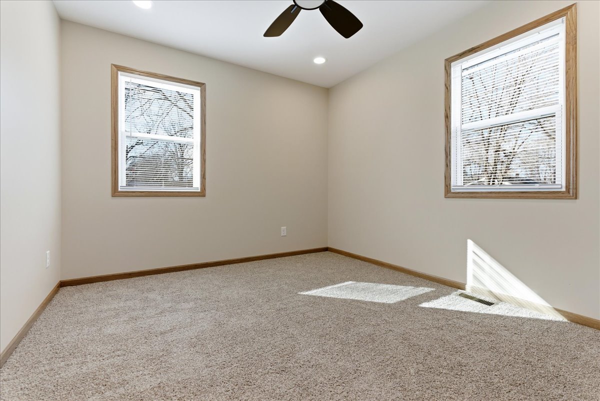 313 E Martin Street, Forrest, IL 61741