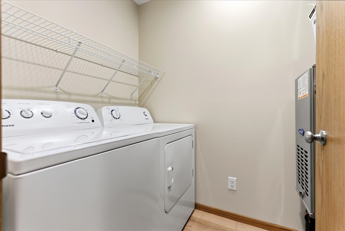 313 E Martin Street, Forrest, IL 61741