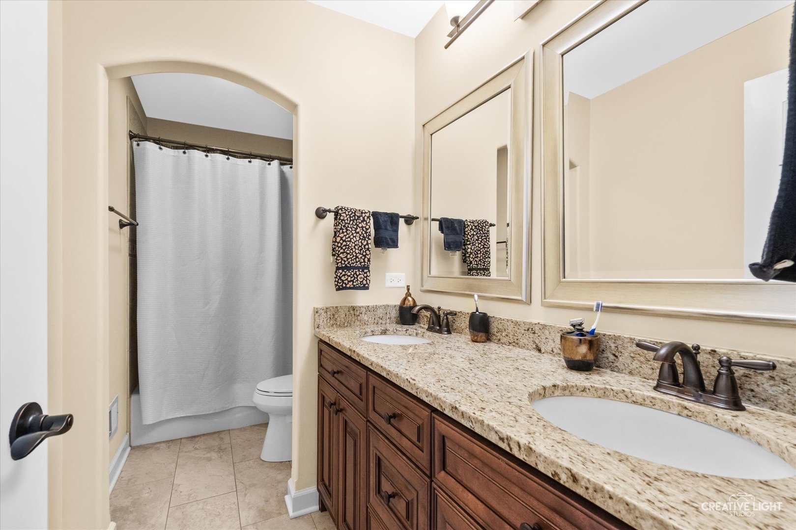 931 Patriot Parkway, Elburn, IL 60119