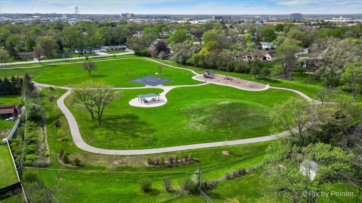 985 Aspen Street, Hoffman Estates, IL 60169