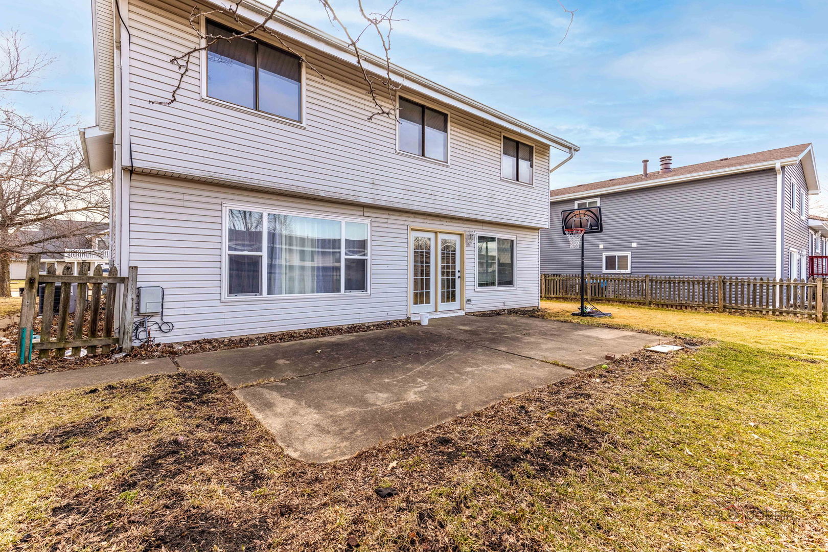 1261 Hialeah Lane, Hanover Park, IL 60133