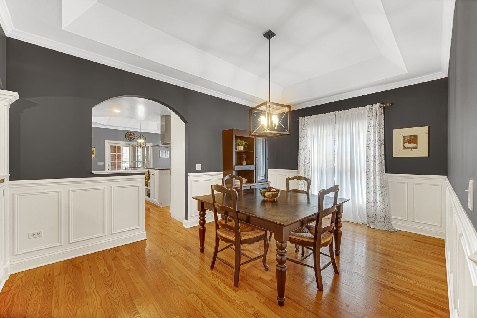 502 S Summit Street, Wheaton, IL 60187