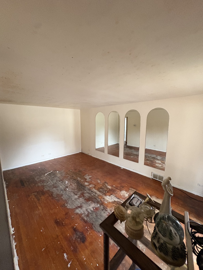 2934 W 103rd Street, Chicago, IL 60655