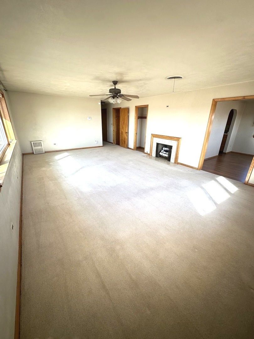 29428 E 500 North Road, Leroy, IL 61752