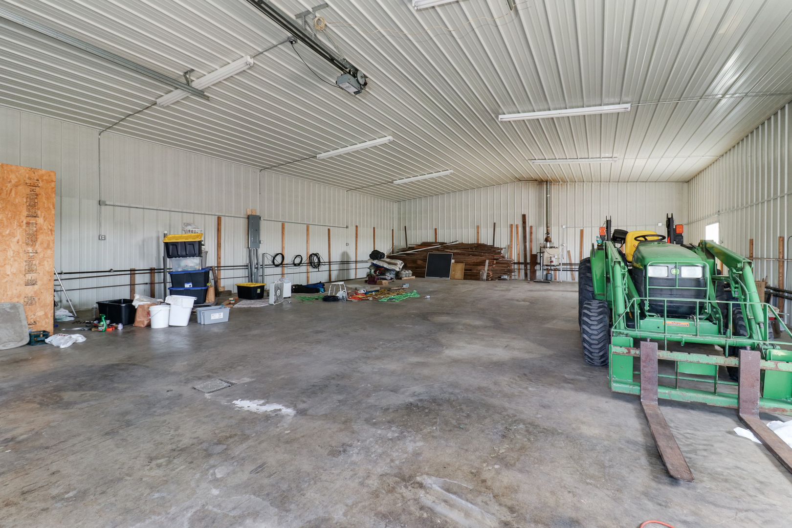 29428 E 500 North Road, Leroy, IL 61752