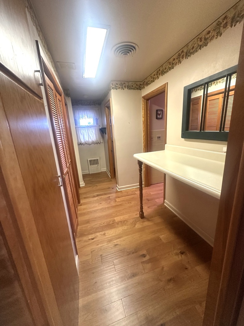 29428 E 500 North Road, Leroy, IL 61752