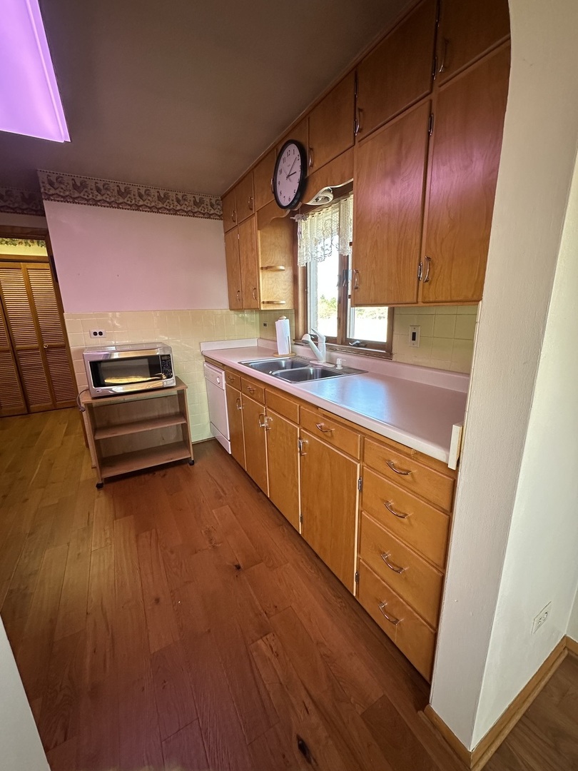 29428 E 500 North Road, Leroy, IL 61752