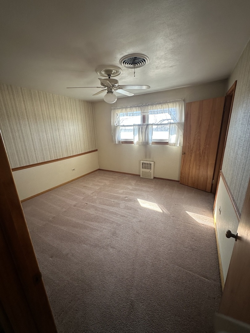 29428 E 500 North Road, Leroy, IL 61752