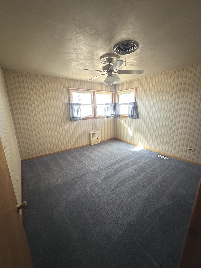 29428 E 500 North Road, Leroy, IL 61752