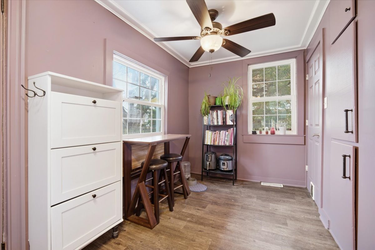 511 E Chestnut Street, Bloomington, IL 61701