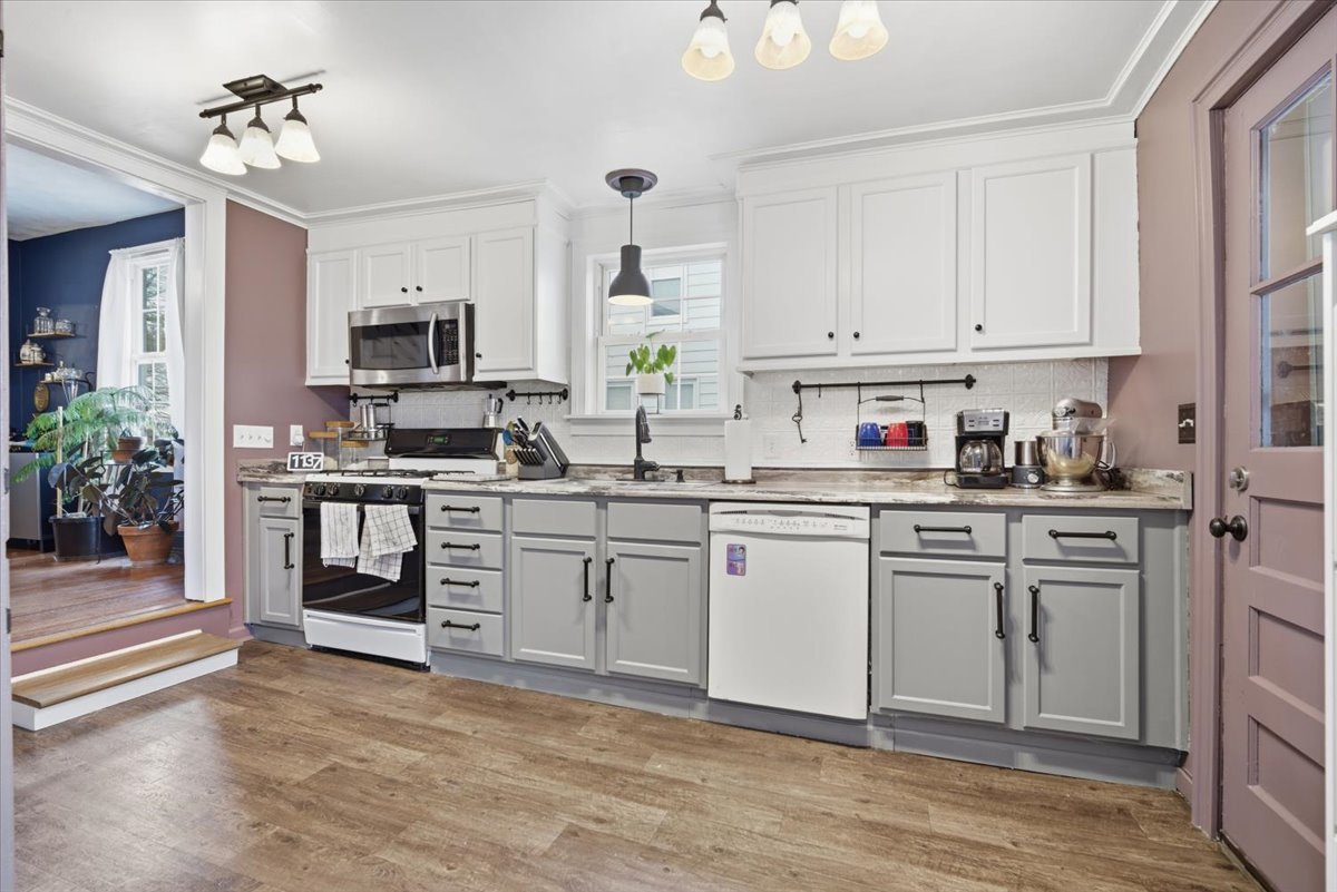 511 E Chestnut Street, Bloomington, IL 61701