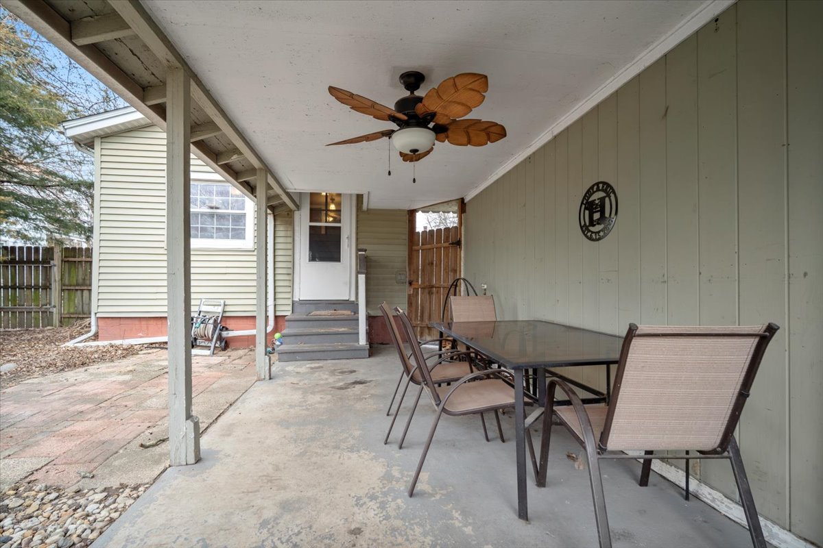 511 E Chestnut Street, Bloomington, IL 61701