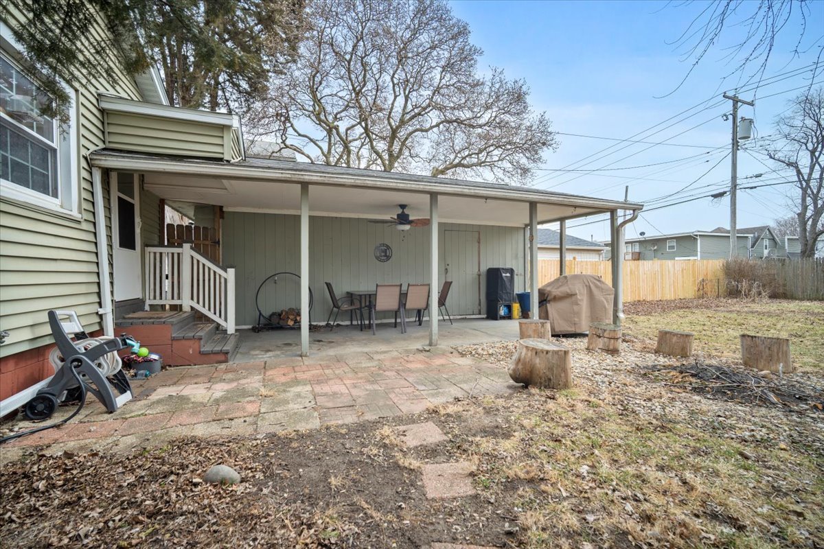 511 E Chestnut Street, Bloomington, IL 61701