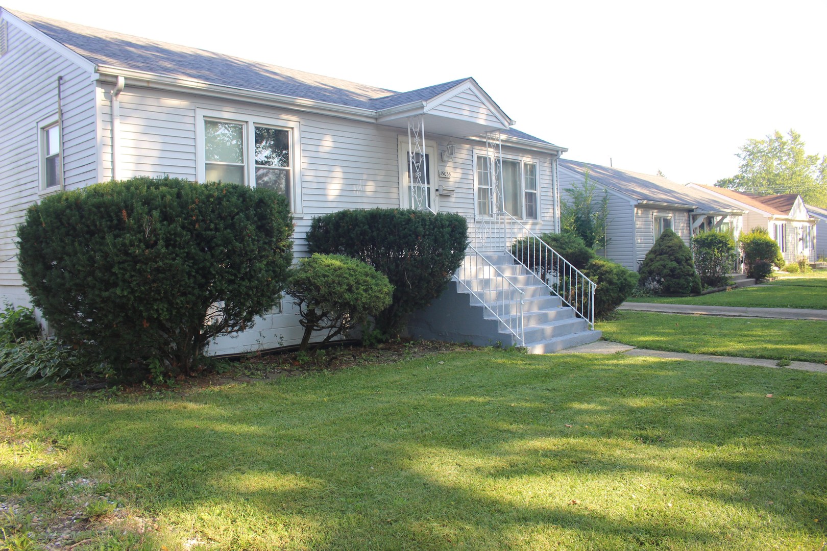 15035 Harding Avenue, Midlothian, IL 60445