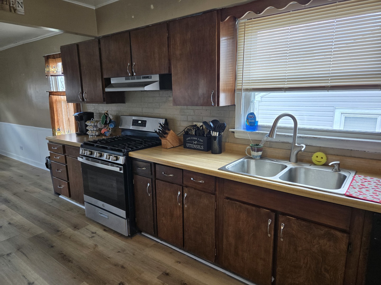 15035 Harding Avenue, Midlothian, IL 60445