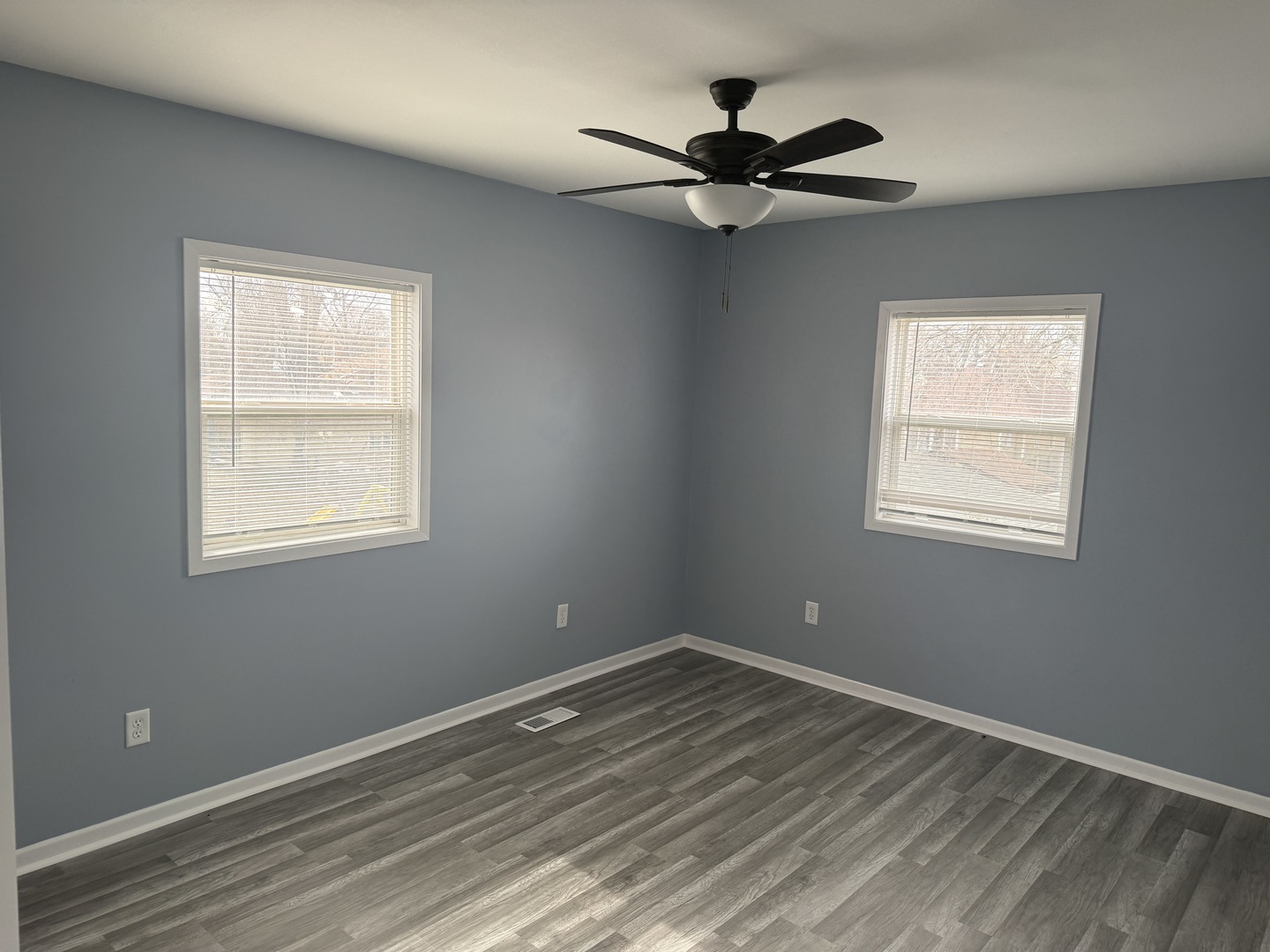 324 22nd Avenue, Bellwood, IL 60104