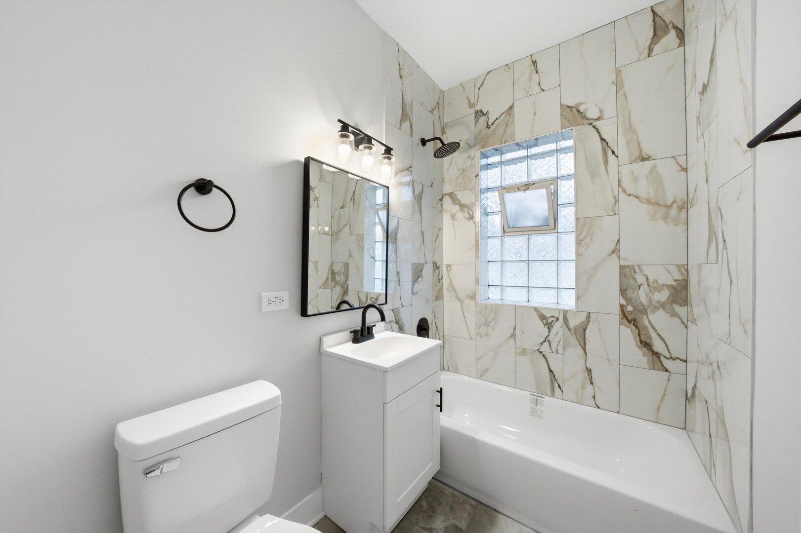 11410 S Eggleston Avenue, Chicago, IL 60628