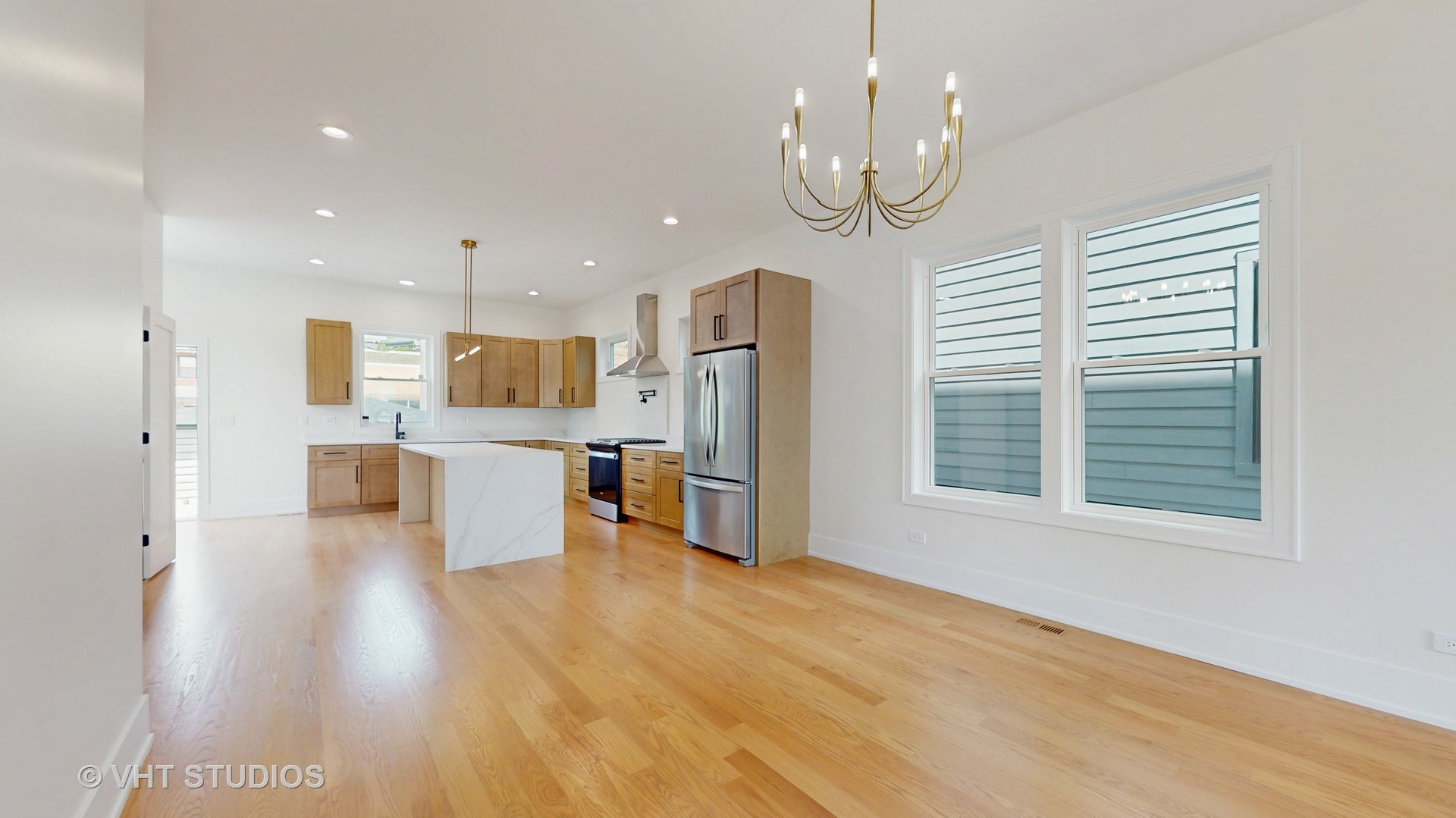 2846 N Sayre Avenue, Chicago, IL 60634