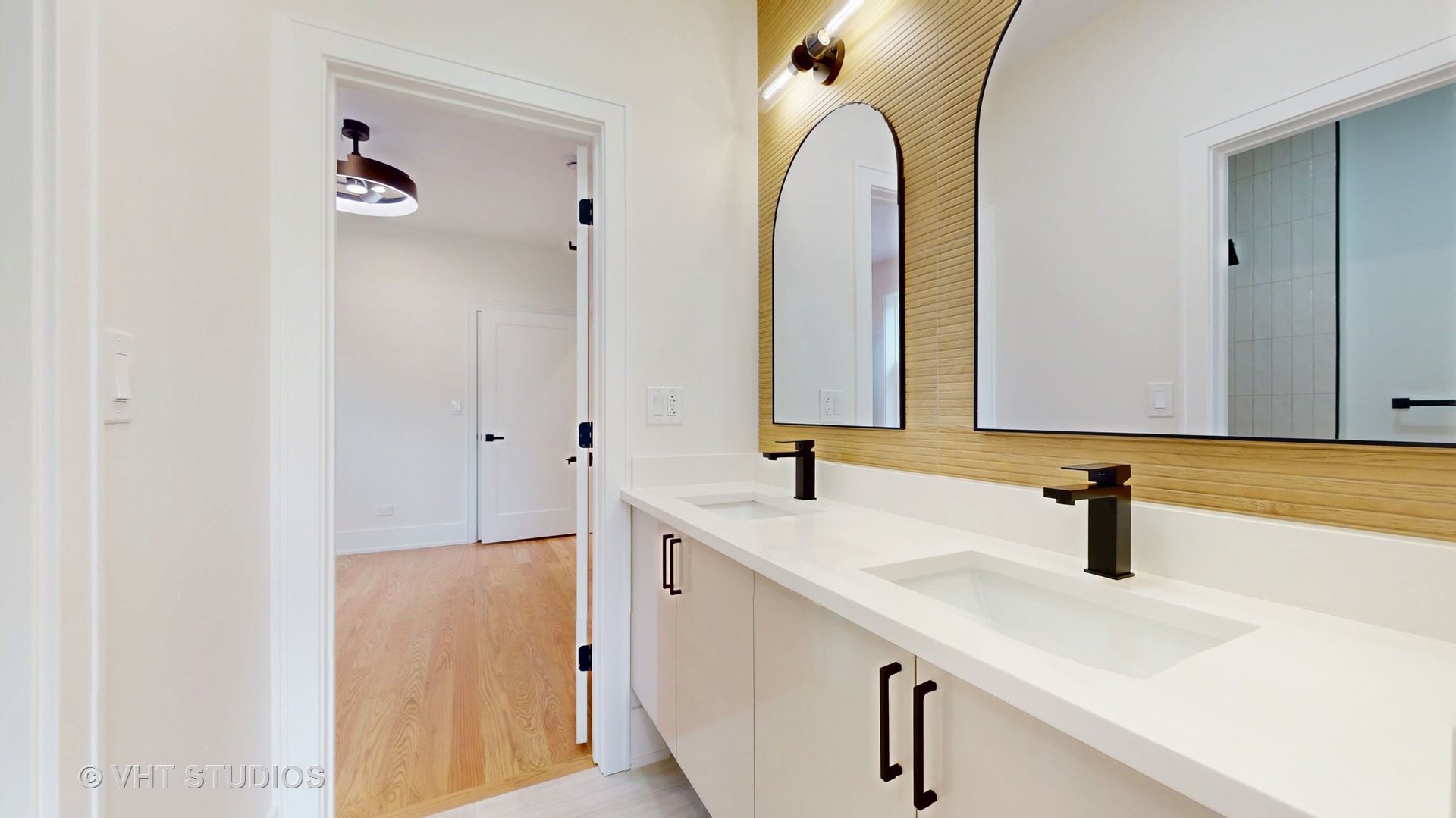 2846 N Sayre Avenue, Chicago, IL 60634