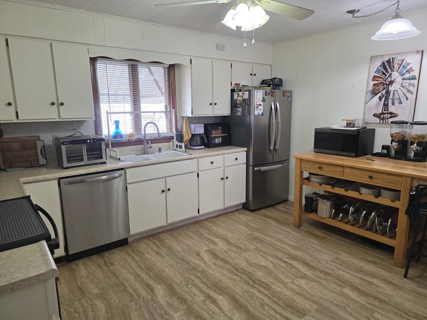 427 W Hurlbut Avenue, Belvidere, IL 61008