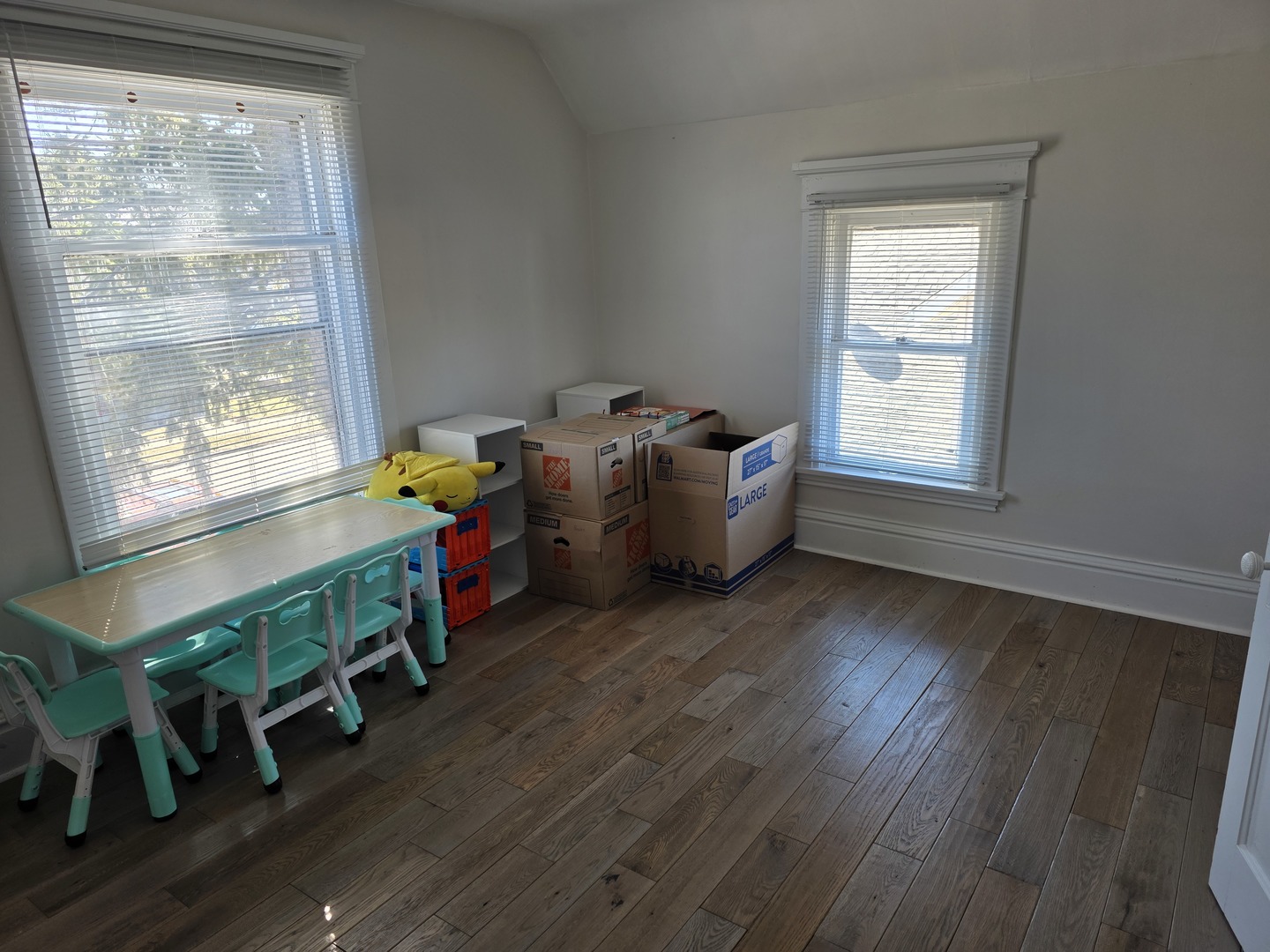 427 W Hurlbut Avenue, Belvidere, IL 61008