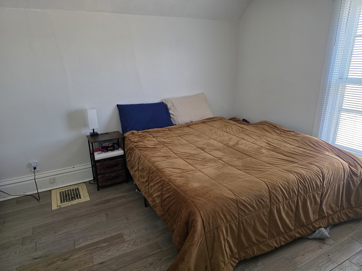 427 W Hurlbut Avenue, Belvidere, IL 61008