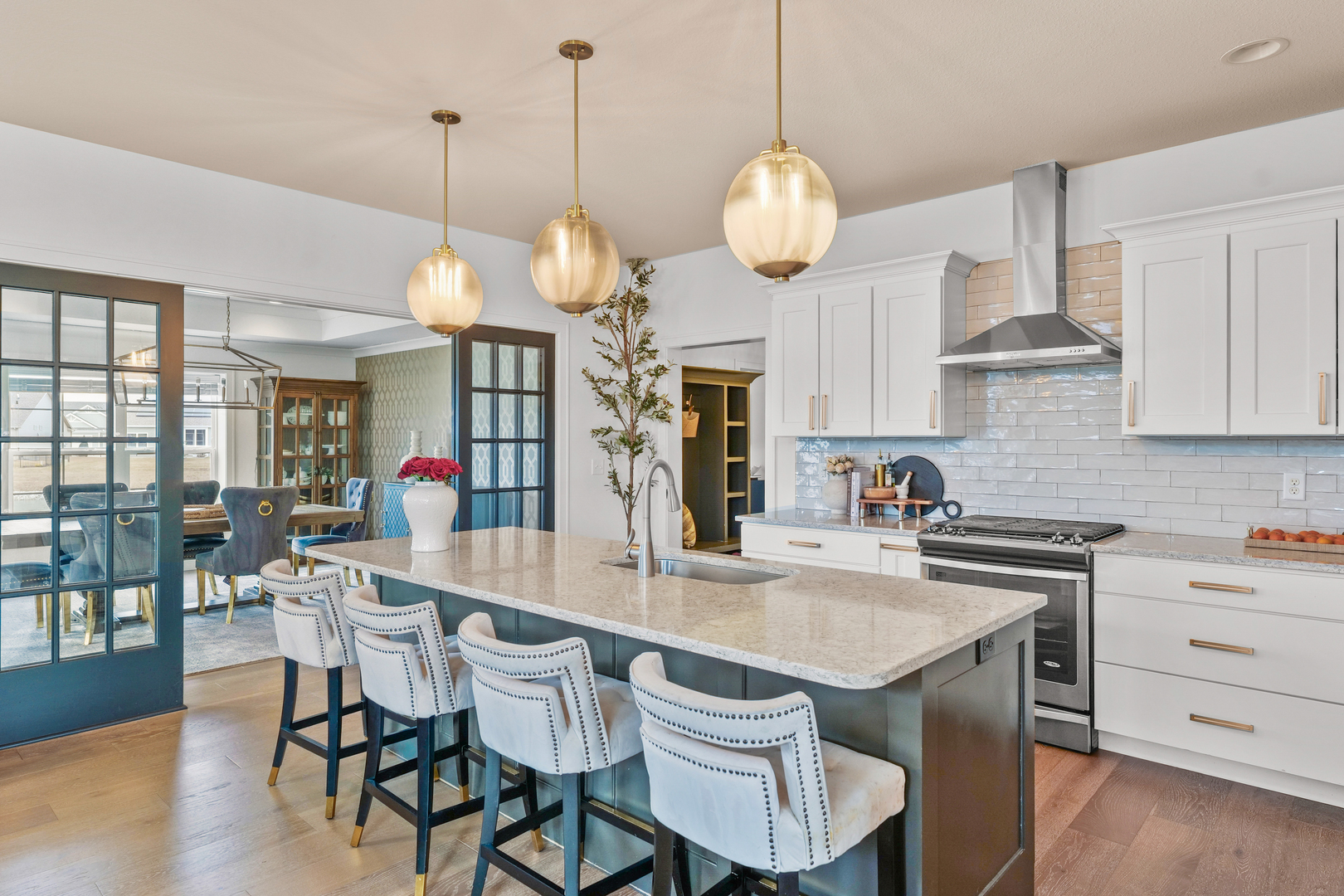 3901 Freedom Boulevard, Champaign, IL 61822