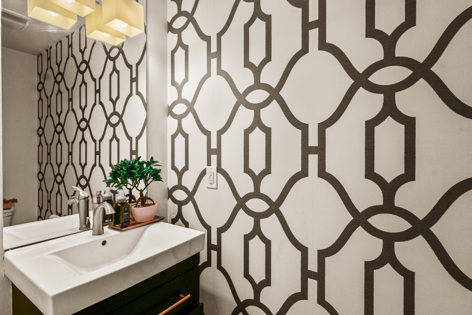 3901 Freedom Boulevard, Champaign, IL 61822