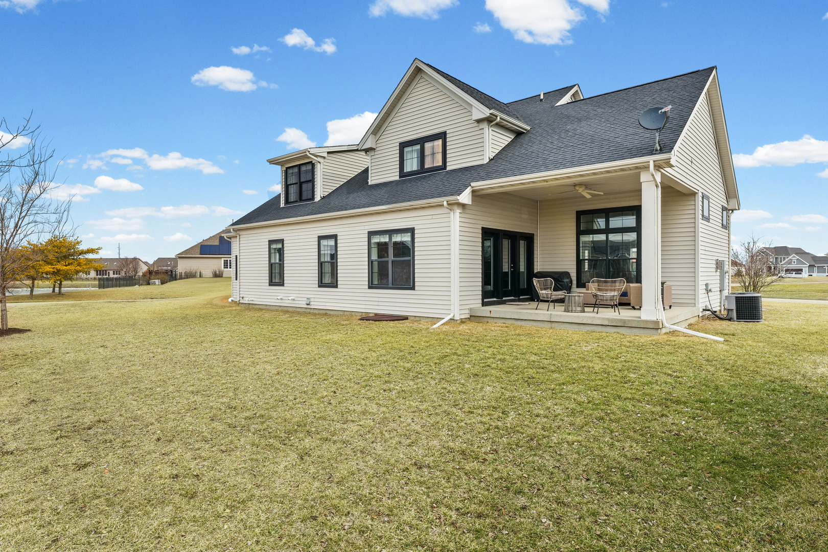 3901 Freedom Boulevard, Champaign, IL 61822