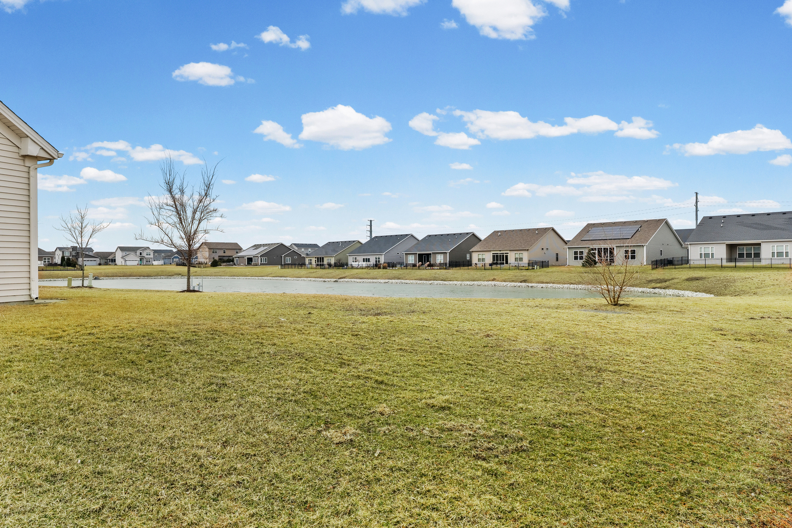 3901 Freedom Boulevard, Champaign, IL 61822