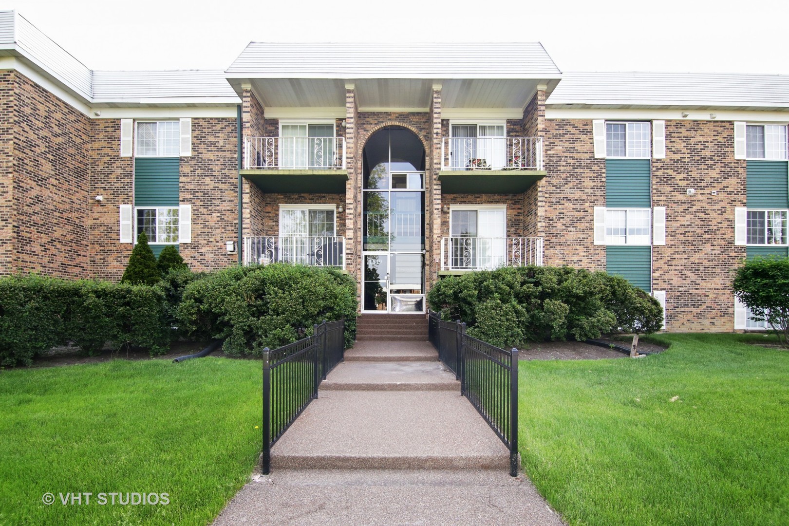 1619 N Windsor Drive #310, Arlington Heights, IL 60004