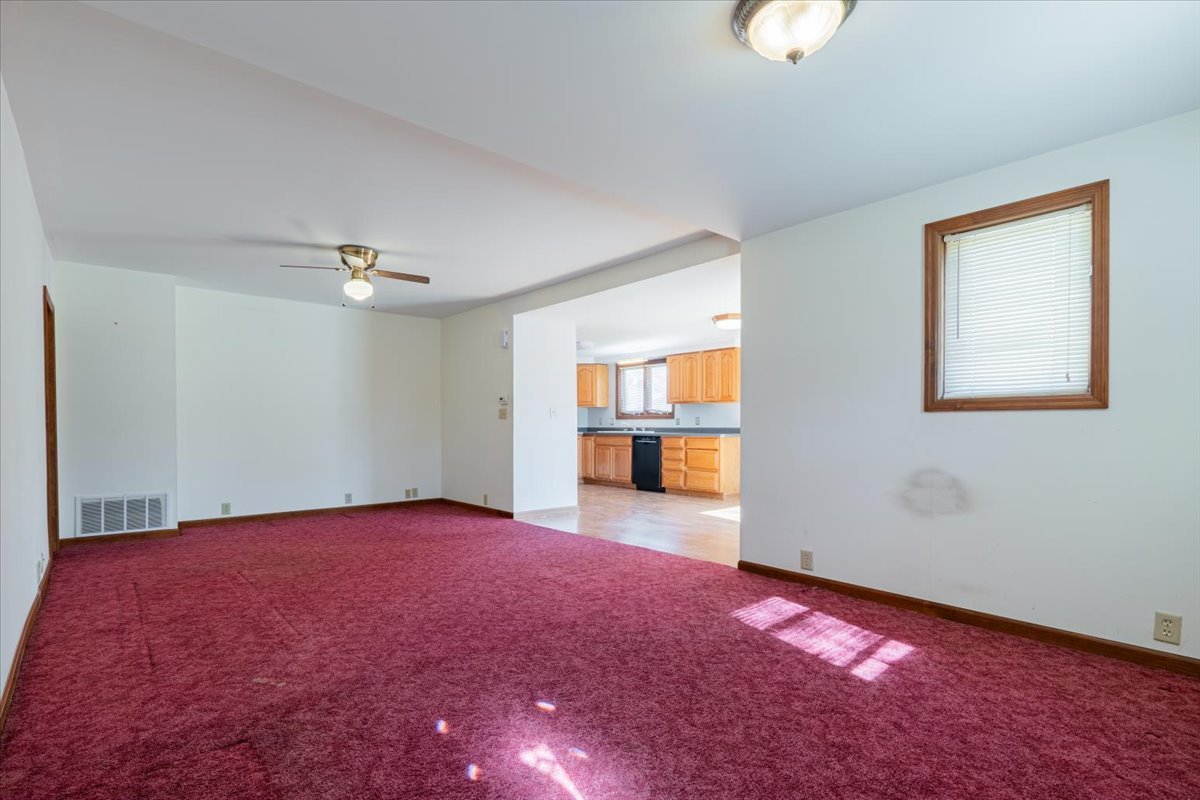 507 E Cemetery Street, Chenoa, IL 61726