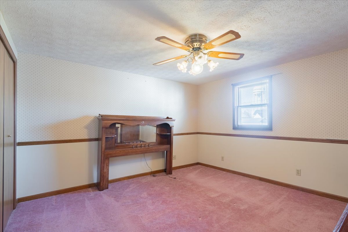 507 E Cemetery Street, Chenoa, IL 61726