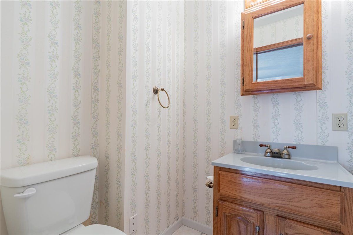 507 E Cemetery Street, Chenoa, IL 61726