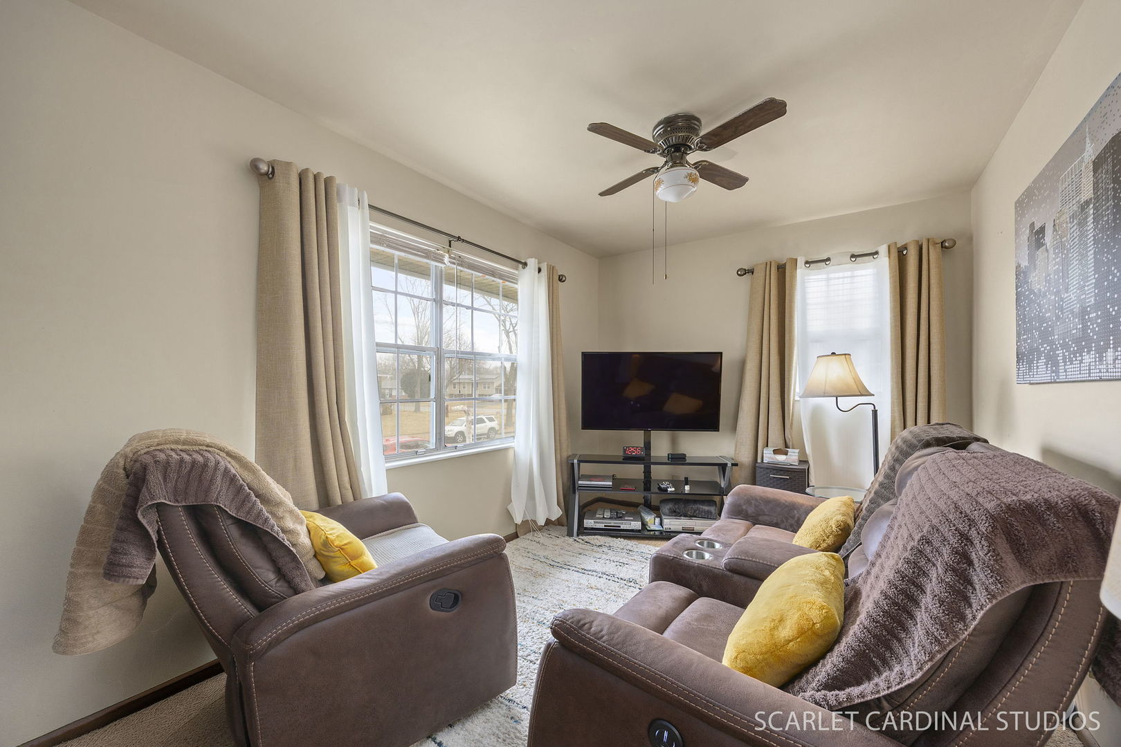 2140 Sandburg Drive, Aurora, IL 60506