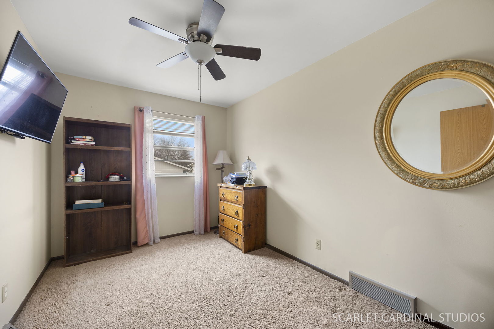 2140 Sandburg Drive, Aurora, IL 60506