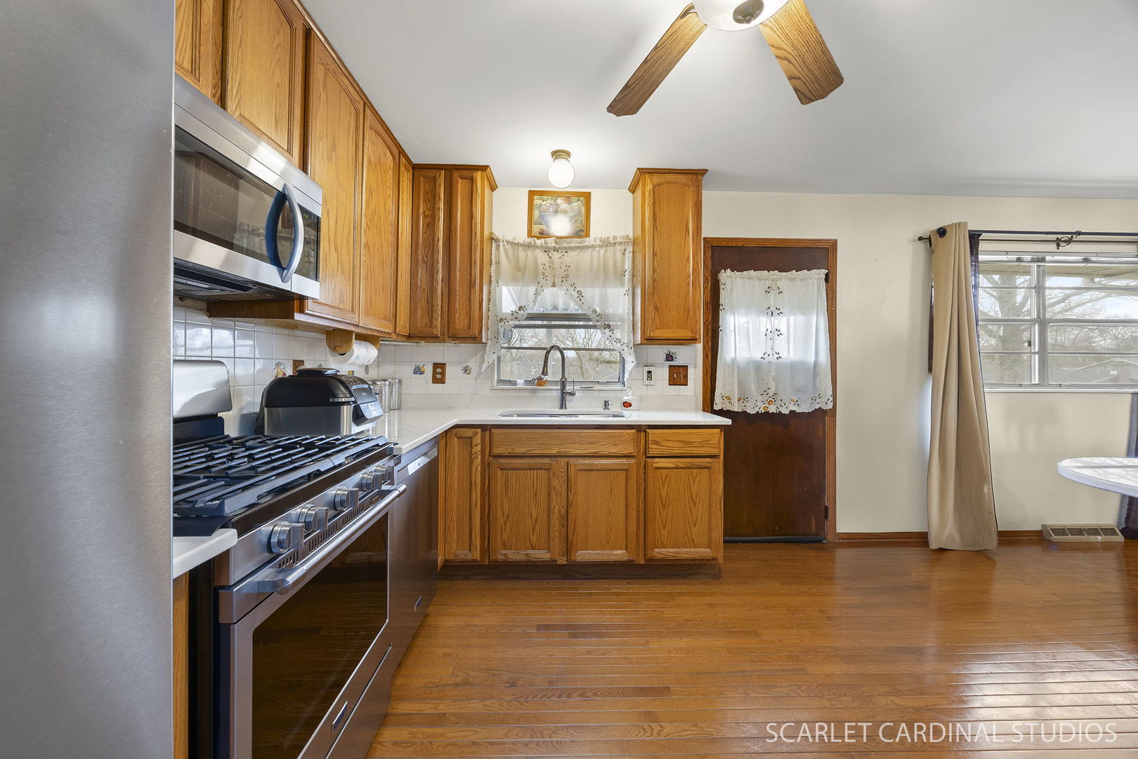 2140 Sandburg Drive, Aurora, IL 60506