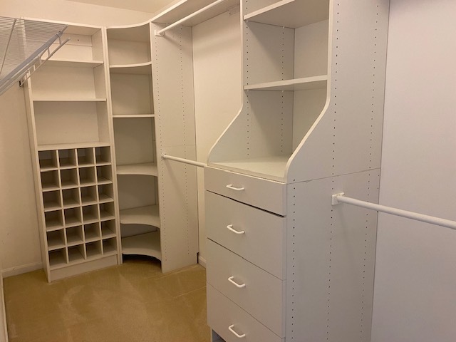 372 Pine Lake Circle, Vernon Hills, IL 60061