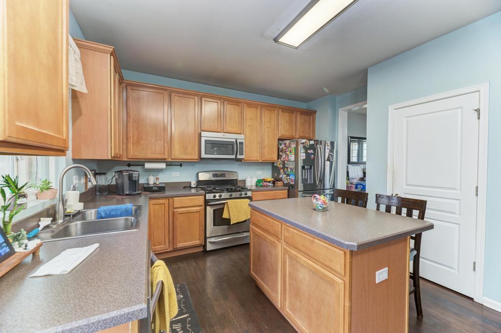 12513 BLUE IRIS Lane, Plainfield, IL 60585