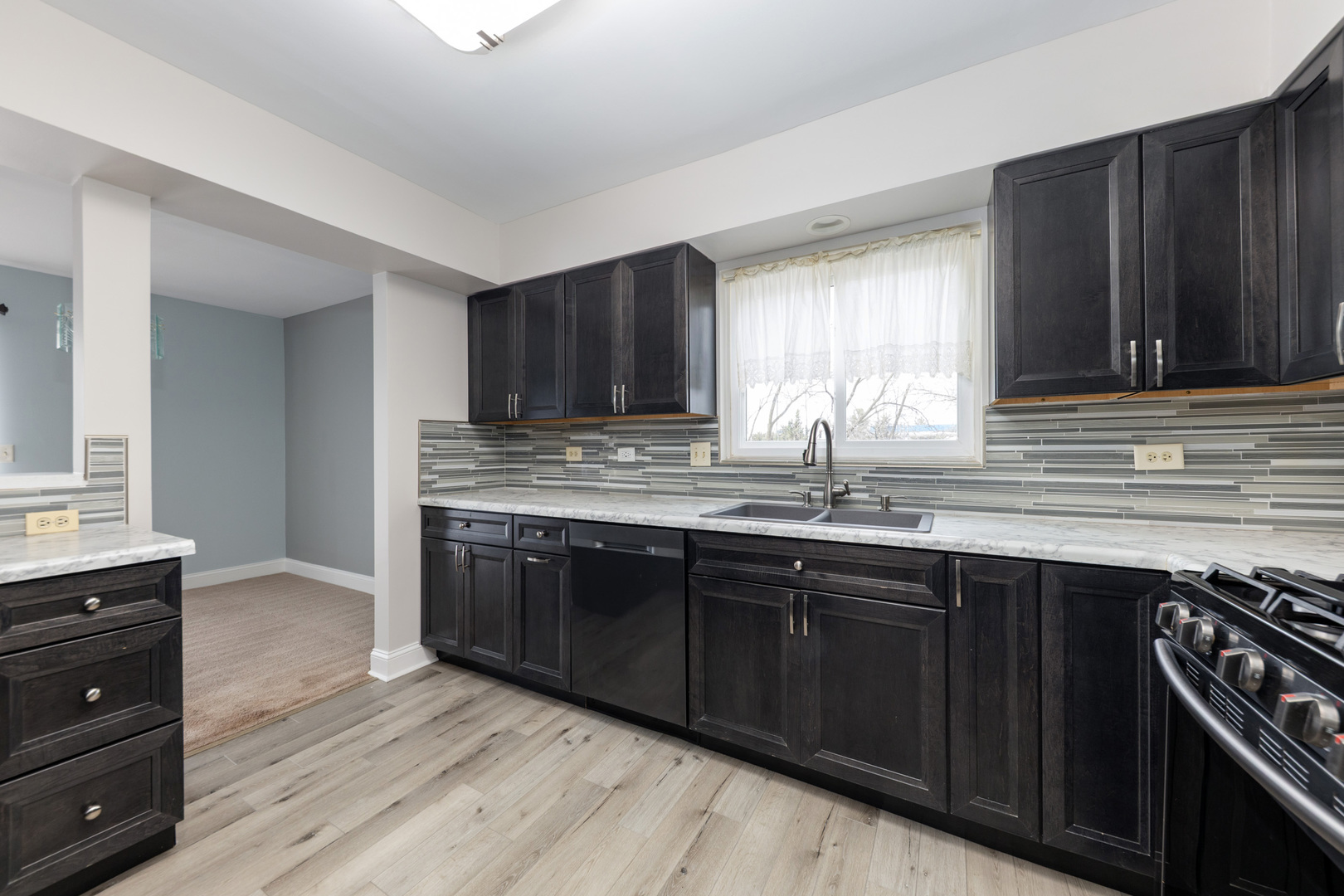 Naperville, IL 60563