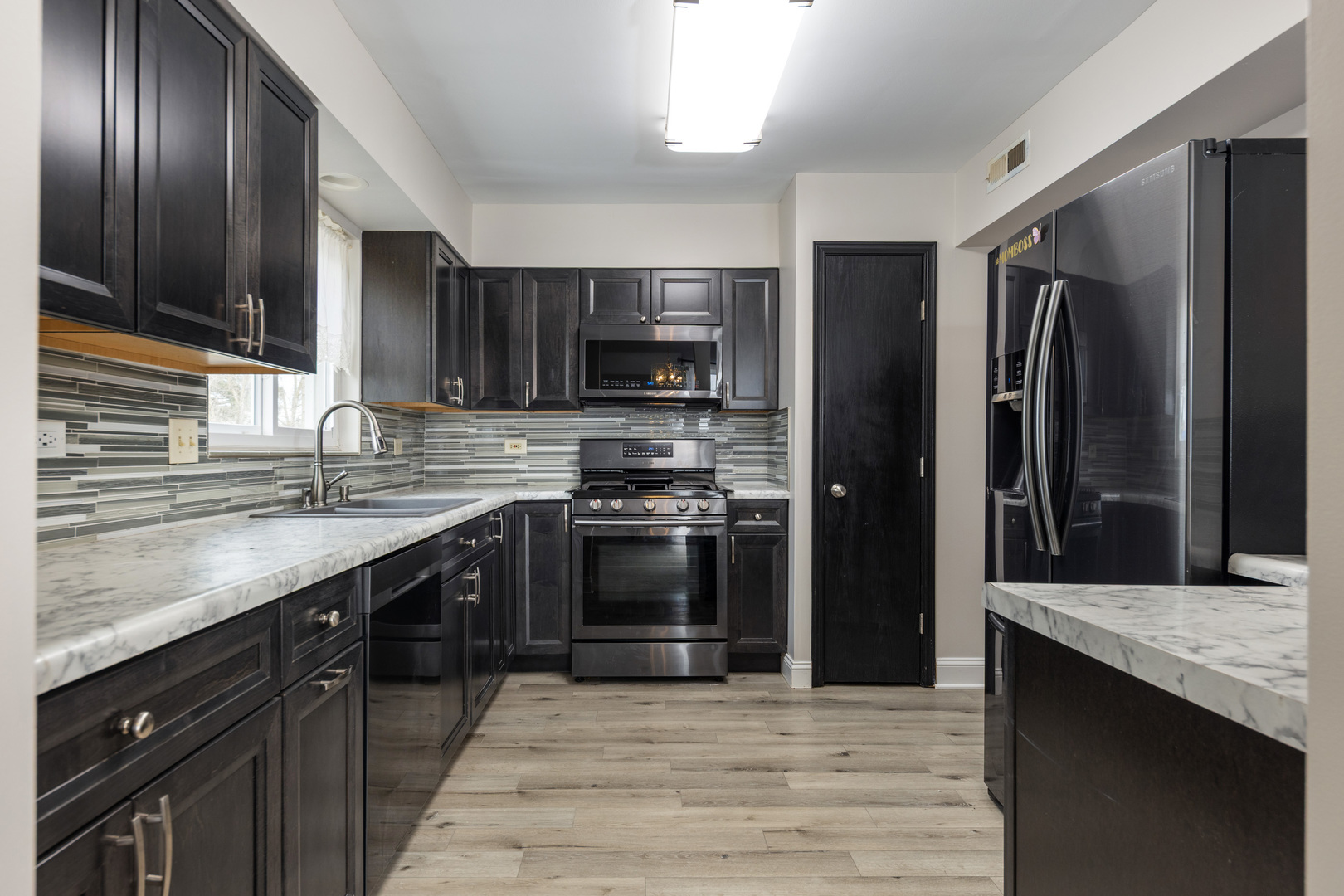 Naperville, IL 60563