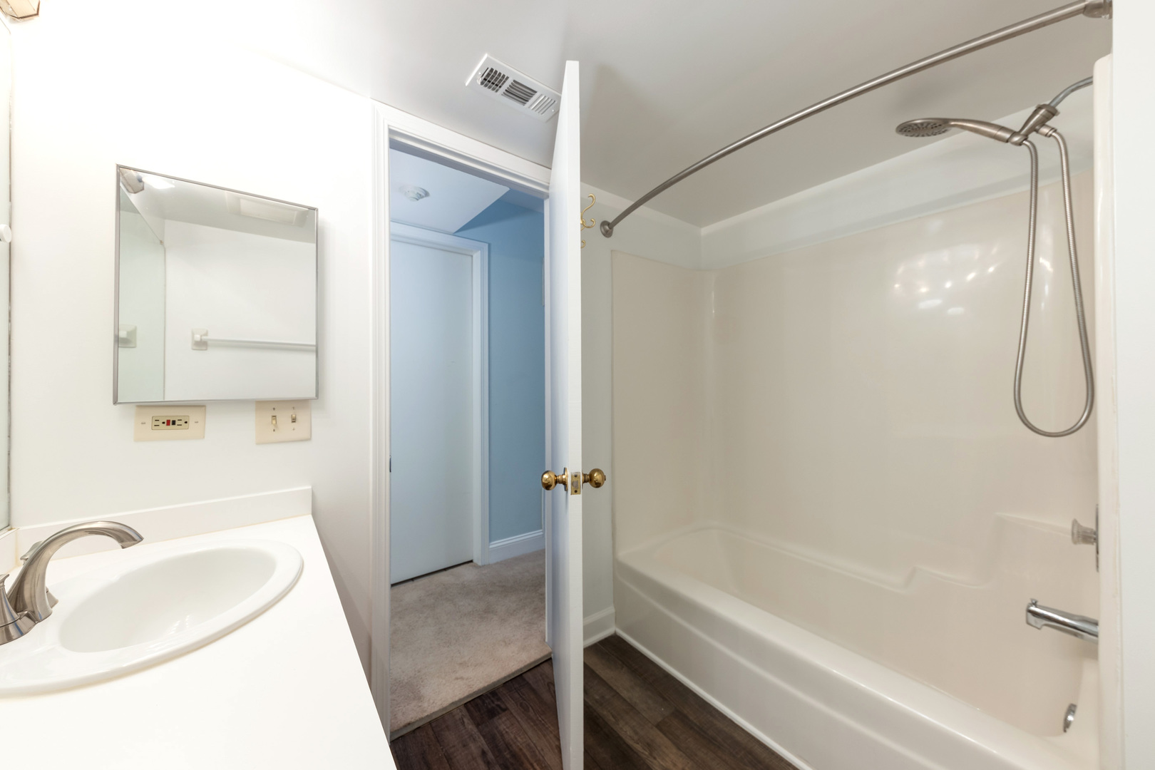 Naperville, IL 60563