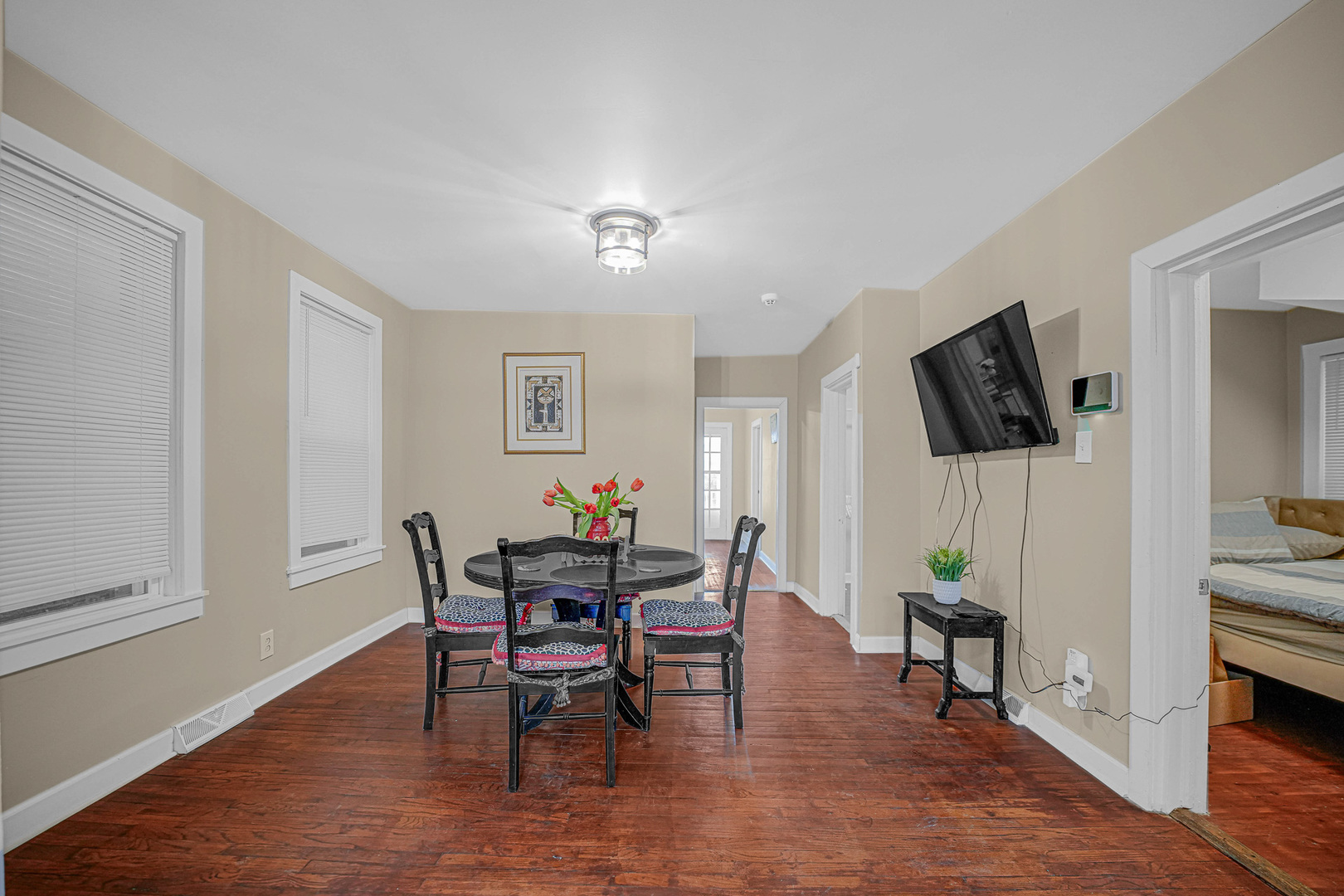 3749 S Union Avenue, Chicago, IL 60609