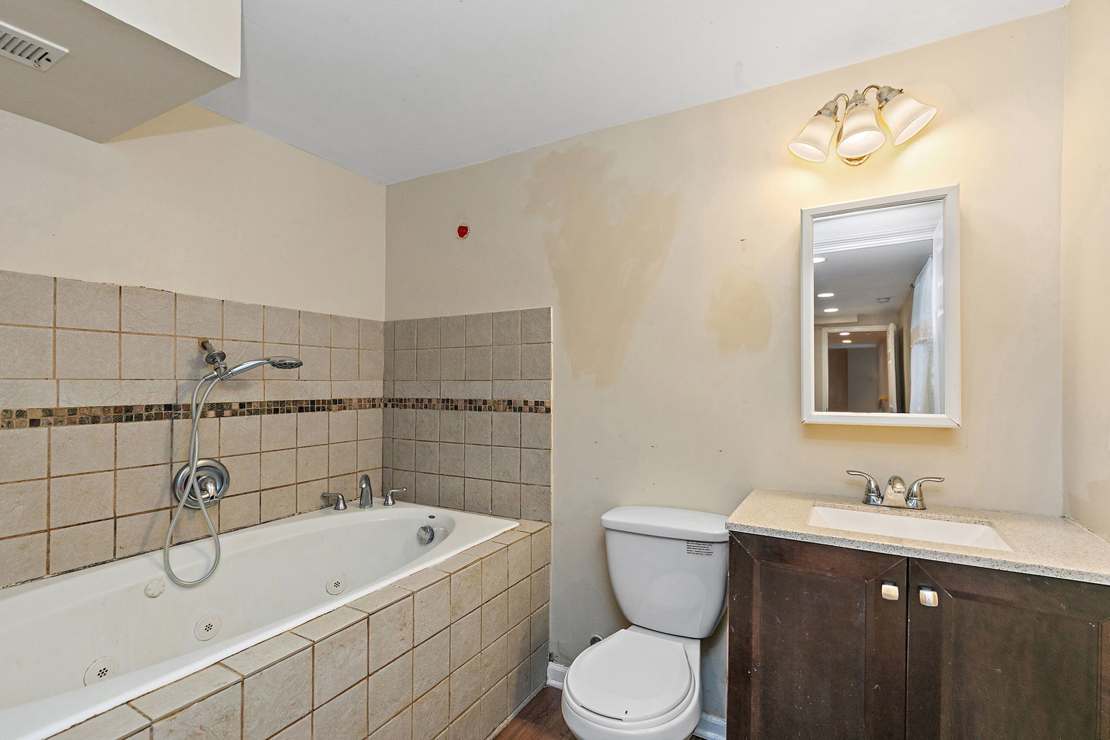 1440 Eliot Trail, Elgin, IL 60120