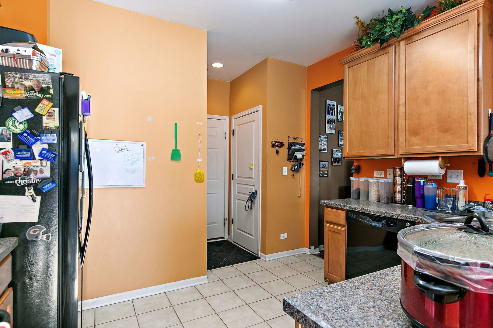 1563 Yellowstone Drive, Streamwood, IL 60107