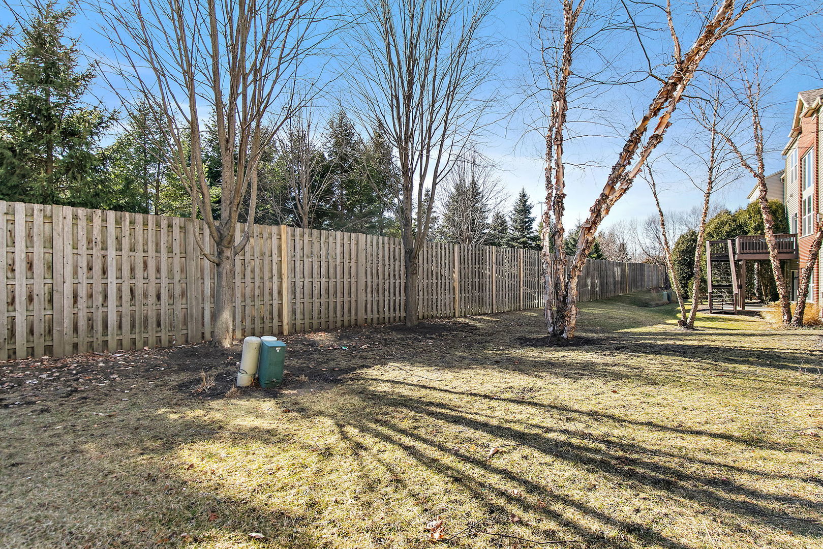 1563 Yellowstone Drive, Streamwood, IL 60107