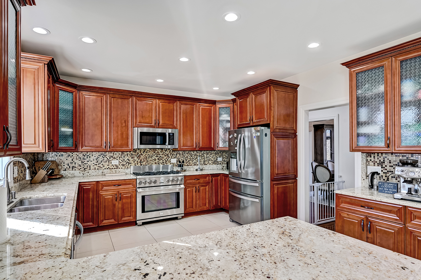 Burr Ridge, IL 60527