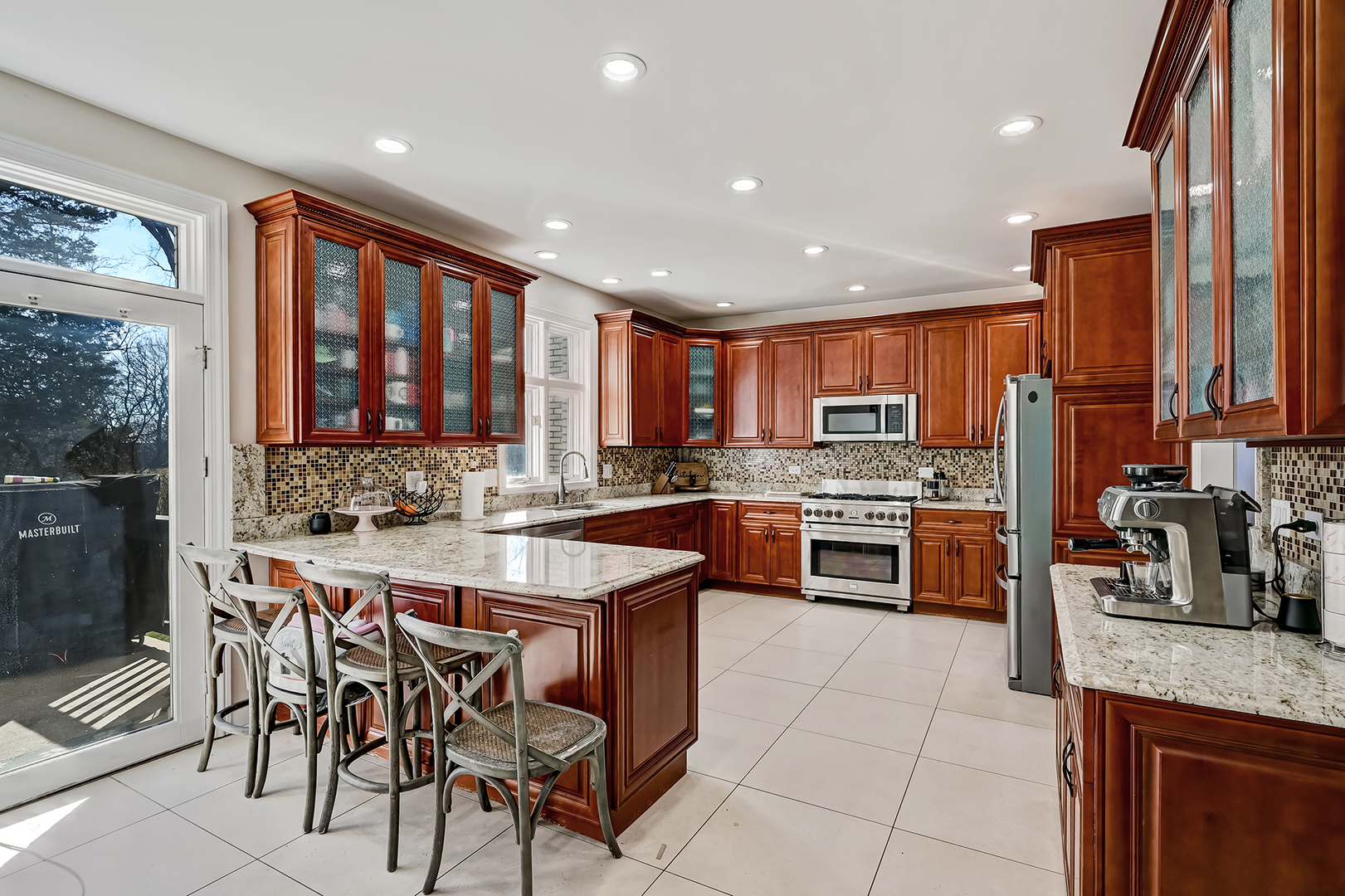 Burr Ridge, IL 60527