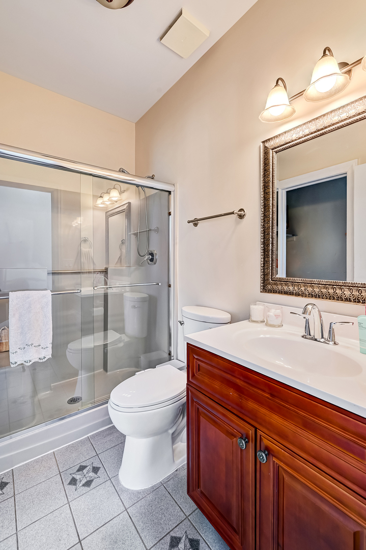 Burr Ridge, IL 60527